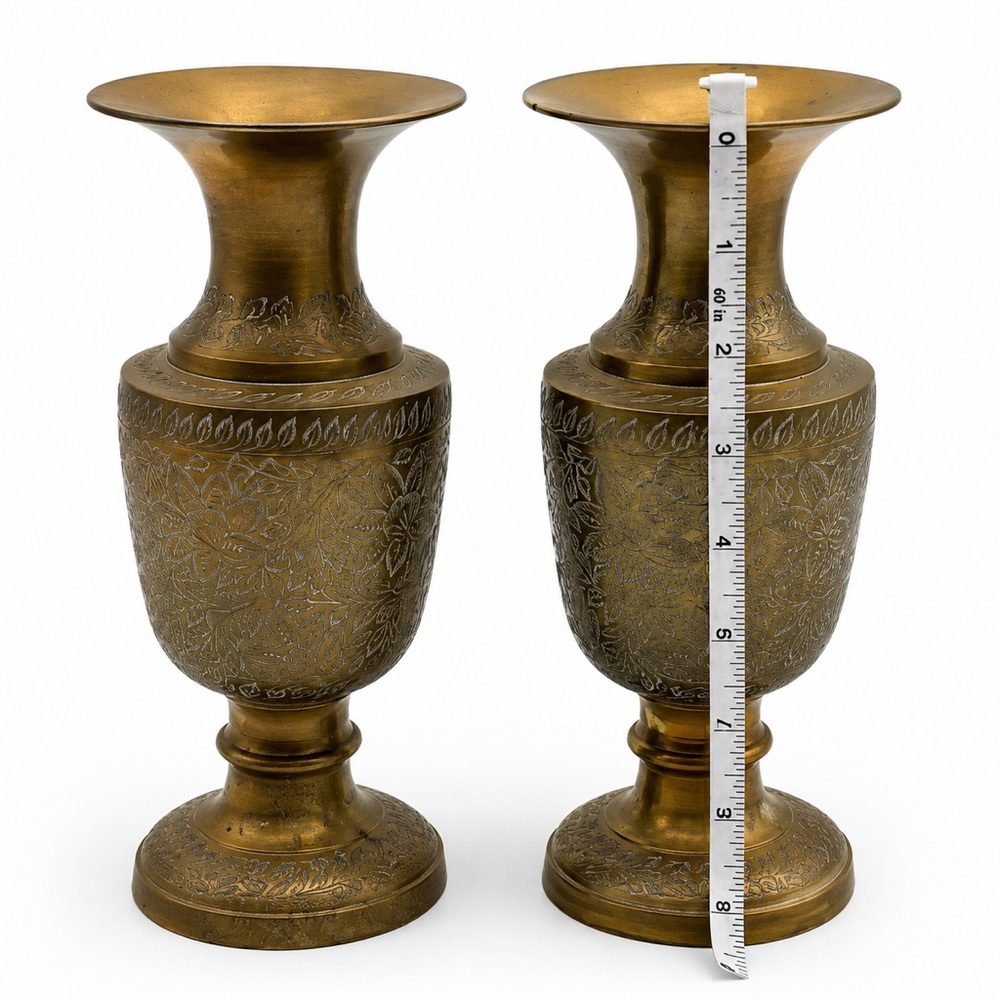 Vintage Brass Etched Floral Vase Pair Indian Engraved Boho Hollywood Regency - Picture 6 of 8